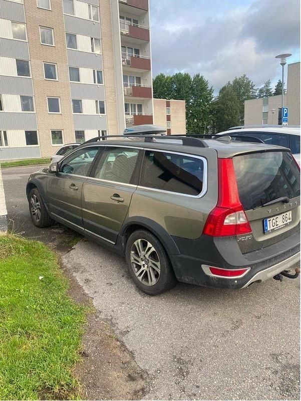 Grön Begagnad 2012 Volvo XC70 Summum SUV | 87 000 kr (Bra pris) - Bild 1/3