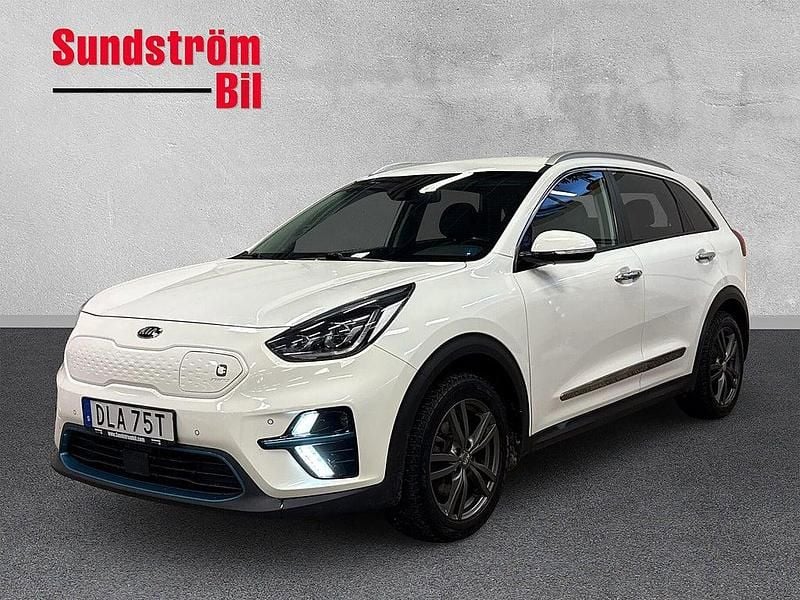 Vit Begagnad 2020 Kia e-Niro Advance SUV | 199 900 kr (Marknadspris) - Bild 1/3