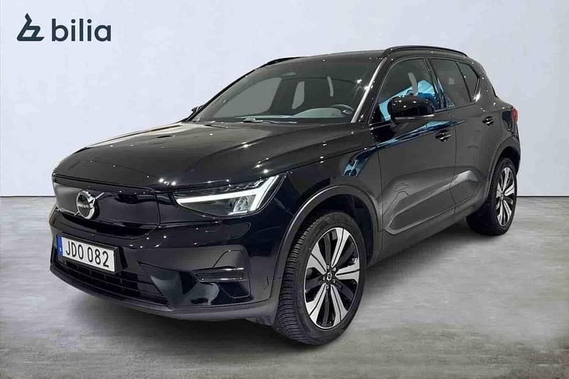 Begagnad Volvo XC40 Single Motor 175 kW (238 HK) 2023 Svart SUV