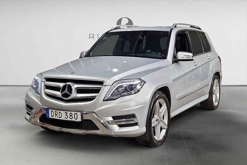 Silver Begagnad 2015 Mercedes GLK220 AMG SUV | 169 900 kr (Bra pris) - Bild 1/3