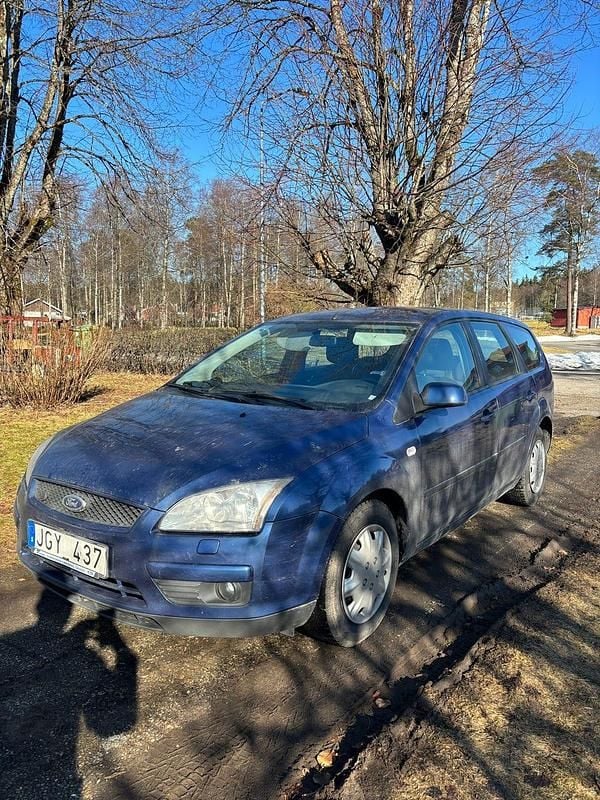 Begagnad Ford Focus 125 HK (91 kW) 2007 Kombi