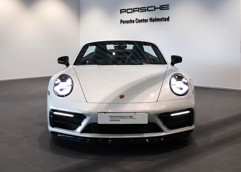 Begagnad Porsche 911 Carrera GTS 2023 Flerfärgad Cab