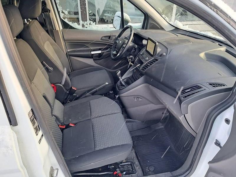 Begagnad Ford Transit Connect 99 HK (72 kW) 2022 Vit Minibuss