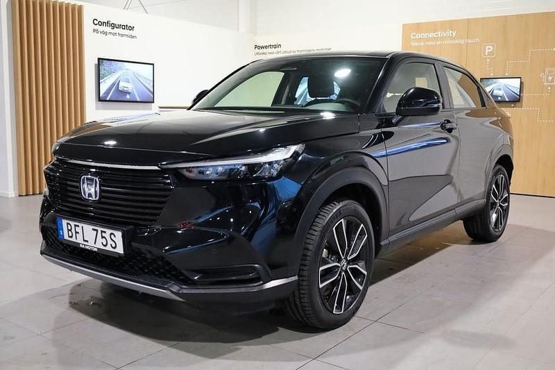 Svart Begagnad 2024 Honda HR-V Elegance SUV | 299 800 kr (Marknadspris) - Bild 1/3