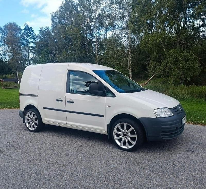 Begagnad VW Caddy 105 HK (77 kW) 2008 Minibuss