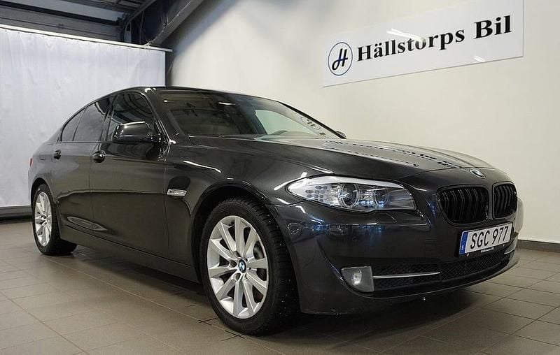 Begagnad BMW 530 258 HK (189 kW) 2013 Grå Sedan