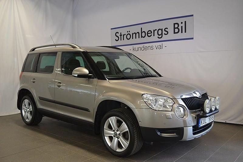 Begagnad Skoda Yeti 110 HK (80 kW) 2010 Ljusbrun SUV