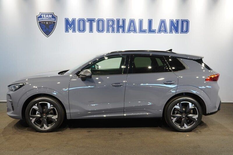 Grå Ny 2025 Cupra Terramar SUV | 491 100 kr - Bild 1/4