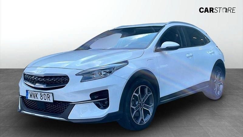 Vit (white) Begagnad 2022 Kia XCeed 2 SUV | 239 900 kr (Bra pris) - Bild 1/4