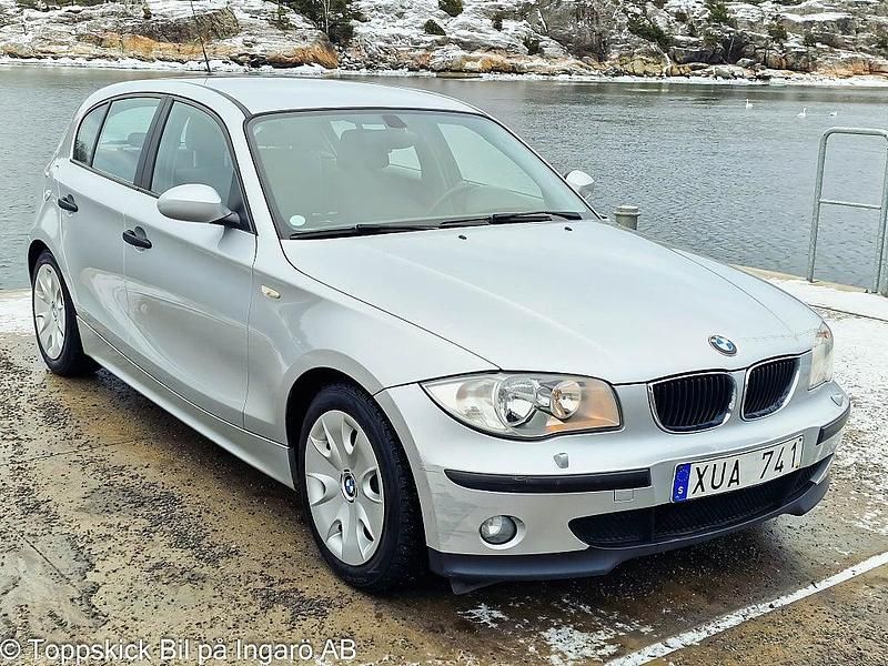 Begagnad BMW 116 116 HK (85 kW) 2006 Grå Halvkombi