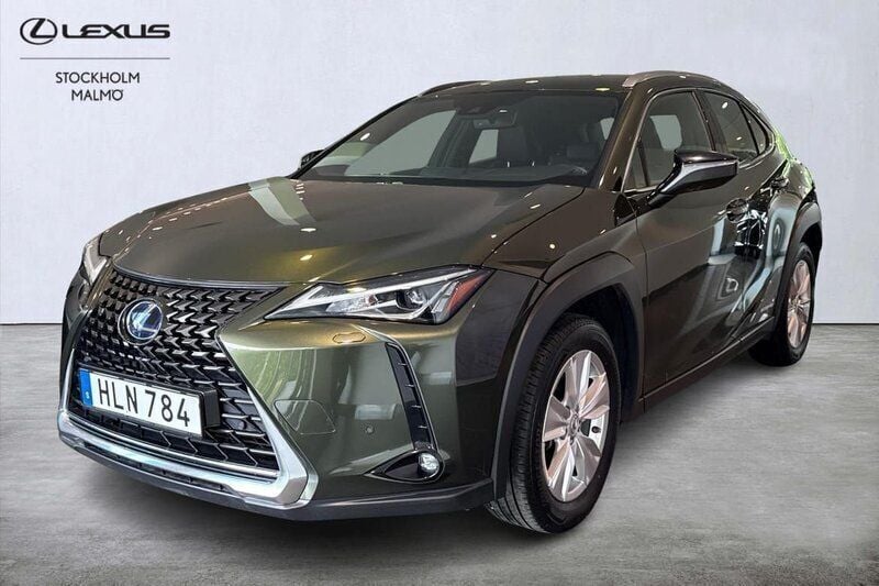 Grön Begagnad 2022 Lexus UX 250h SUV | 289 000 kr (Marknadspris) - Bild 1/4