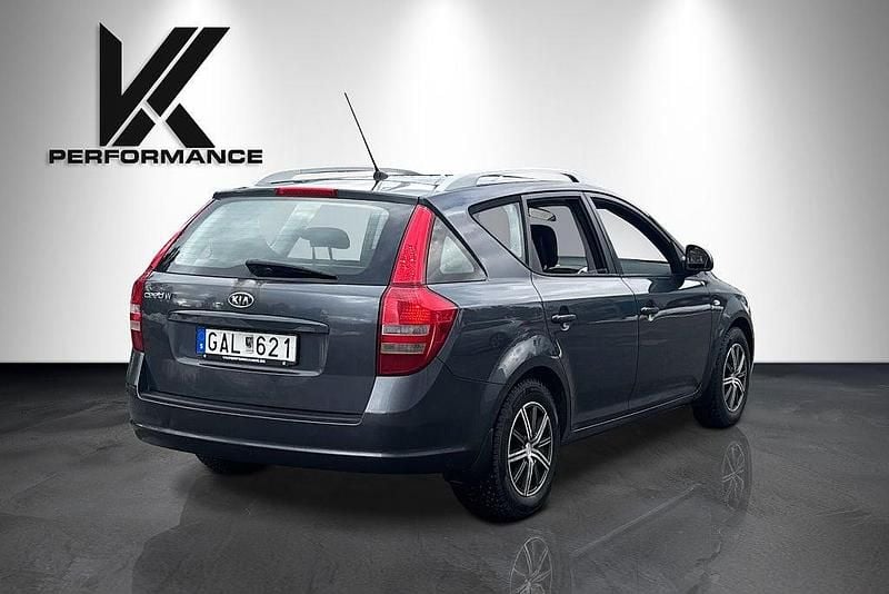 Begagnad Kia Ceed Sportswagon EX 122 HK (89 kW) 2007 Grå Kombi