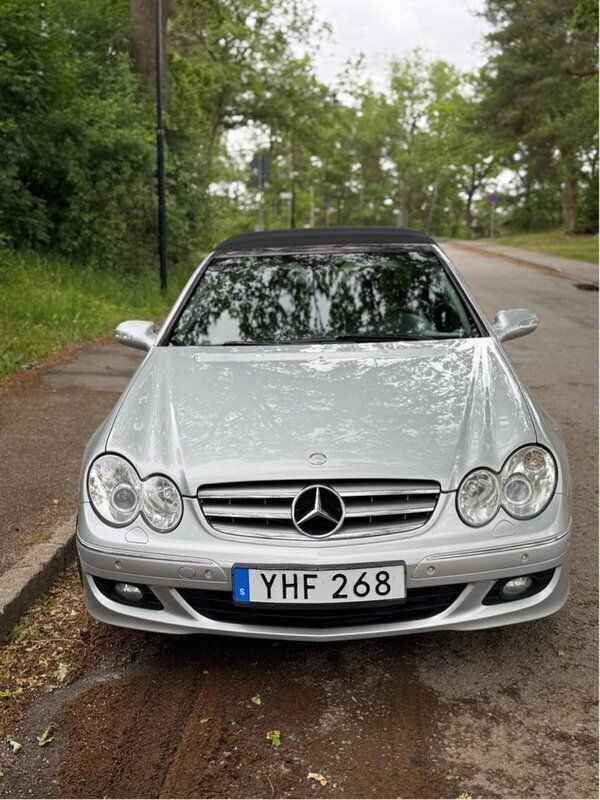 Silver Begagnad 2007 Mercedes CLK200 Elegance Cab | 89 000 kr (Superpris) - Bild 1/4
