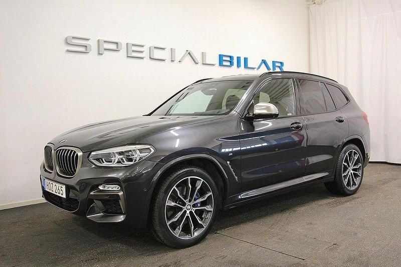 Grå (sophistogrå metallic) Begagnad 2018 BMW X3 M Sport SUV | 439 000 kr (Marknadspris) - Bild 1/4