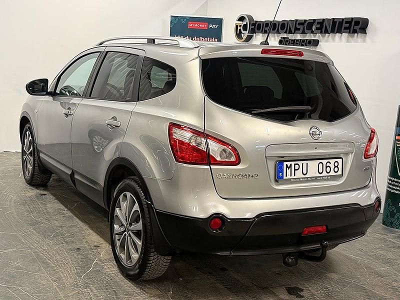 Begagnad Nissan Qashqai +2 150 HK (110 kW) 2010 Silver SUV
