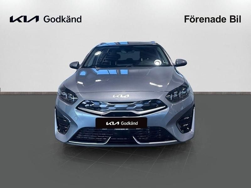 Begagnad Kia Ceed Sportswagon 141 HK (103 kW) 2022 Lunar silver Kombi