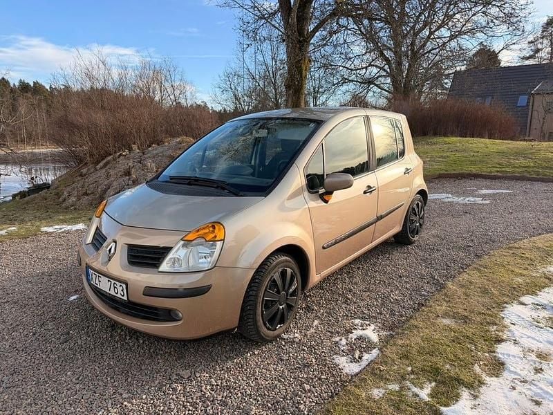 Begagnad 2005 Renault Modus Minibuss | 25 000 kr (Lite dyr) - Bild 1/4