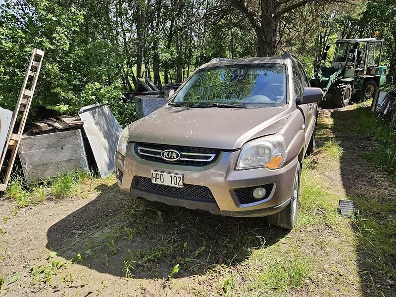 Grå Begagnad 2009 Kia Sportage 4 SUV | 12 000 kr (Bra pris) - Bild 1/4