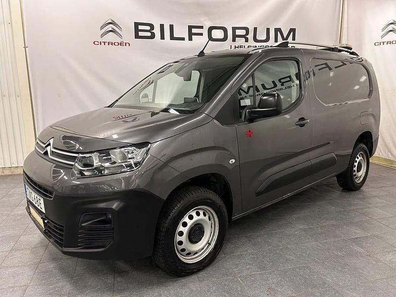 Begagnad Citroën Berlingo Business Class 131 HK (96 kW) 2021 Grå Minibuss