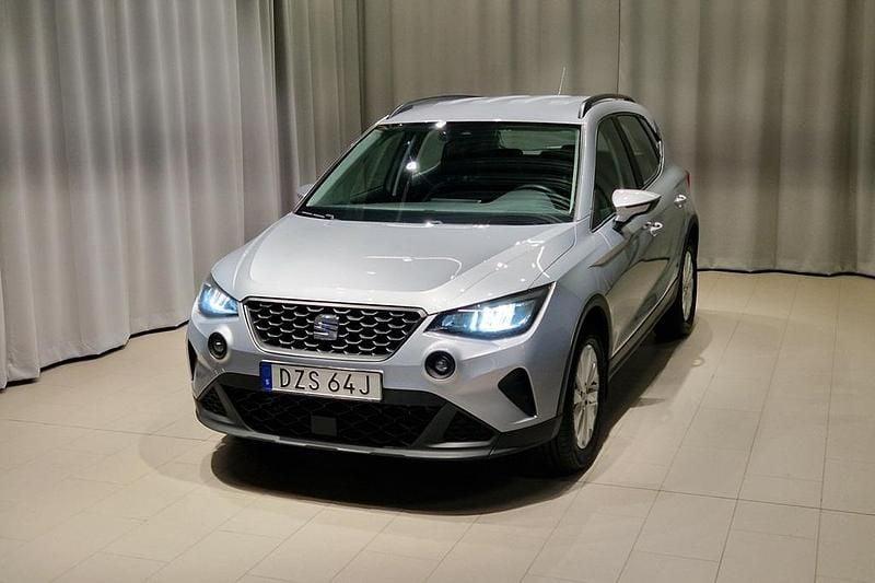 Begagnad Seat Arona Style 112 HK (82 kW) 2022 Silver SUV