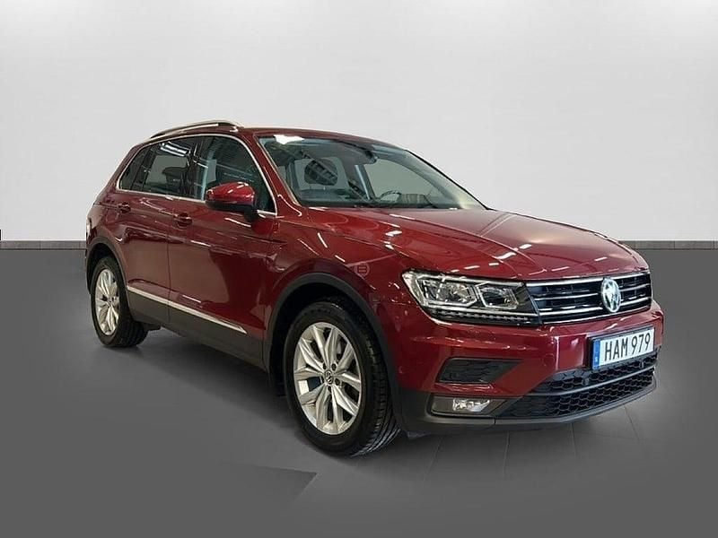 Begagnad VW Tiguan 150 HK (110 kW) 2018 Mröd SUV