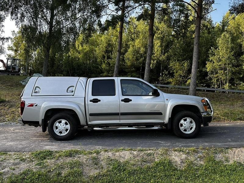 Grå Begagnad 2004 Chevrolet Colorado Sedan | 69 000 kr (Dyr) - Bild 1/4