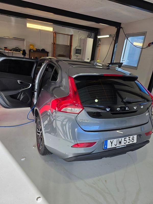 Begagnad Volvo V40 120 HK (88 kW) 2017