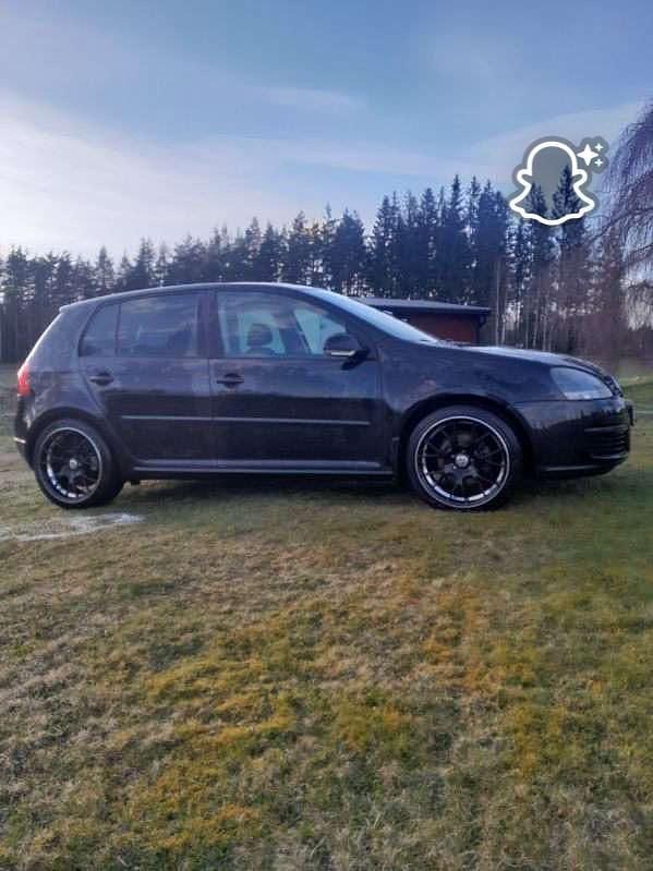 Svart Begagnad 2008 VW Golf VI GT Halvkombi | 31 000 kr (Marknadspris) - Bild 1/4