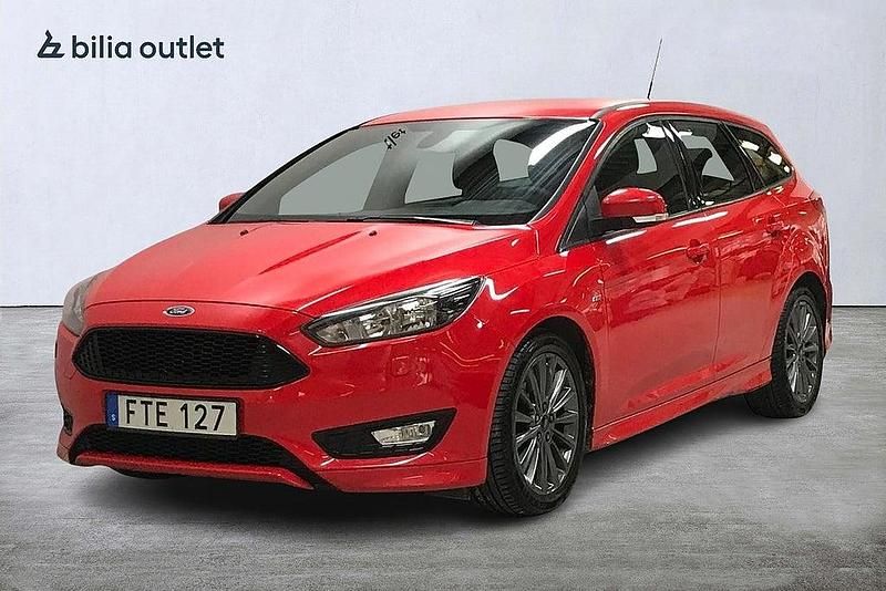 Röd Begagnad 2016 Ford Focus ST-Line Kombi | 99 900 kr (Dyr) - Bild 1/3