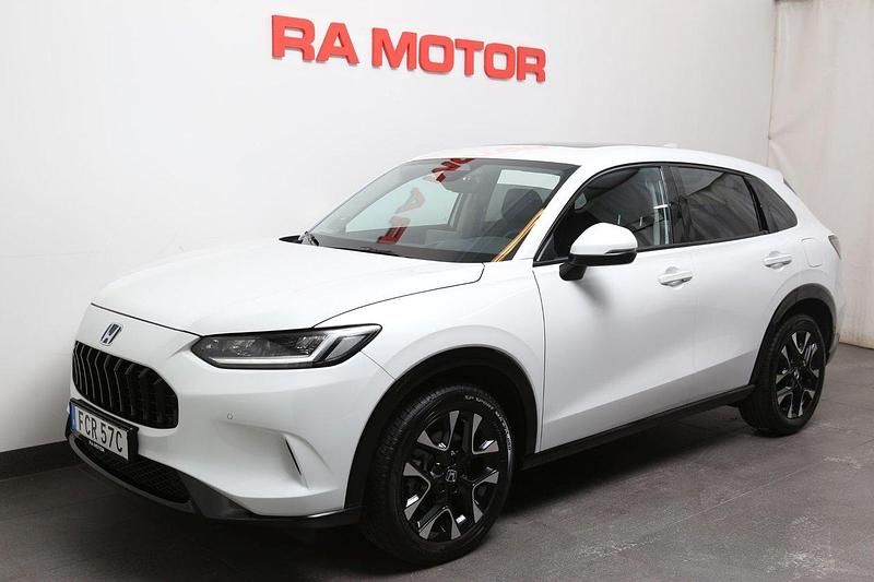 Vit Begagnad 2023 Honda ZR-V Advance SUV | 374 900 kr (Bra pris) - Bild 1/4