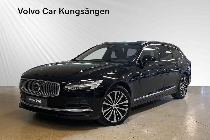 Svart Begagnad 2023 Volvo V90 Core Kombi | 369 900 kr - Bild 1/3
