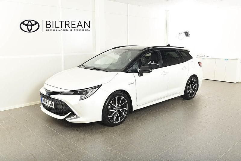Vit Begagnad 2019 Toyota Corolla Executive Kombi | 254 800 kr (Marknadspris) - Bild 1/4