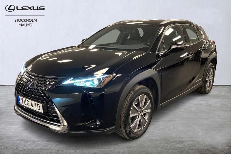 Svart Begagnad 2022 Lexus UX 300e SUV | 269 000 kr - Bild 1/4