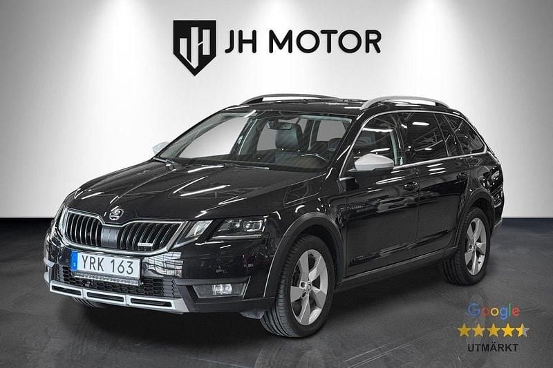 Svart Begagnad 2018 Skoda Octavia Scout Kombi | 139 900 kr (Marknadspris) - Bild 1/4