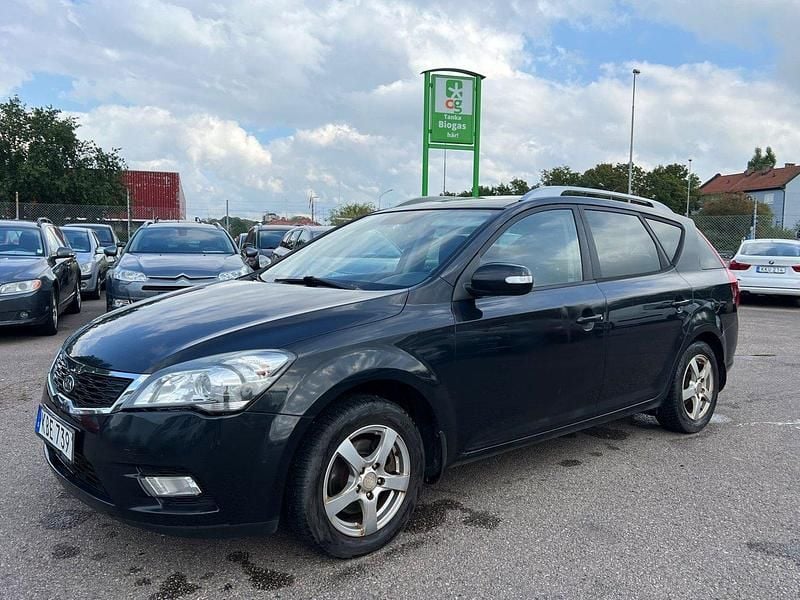 Svart Begagnad 2010 Kia Ceed Sportswagon 4 Kombi | 34 900 kr (Bra pris) - Bild 1/4
