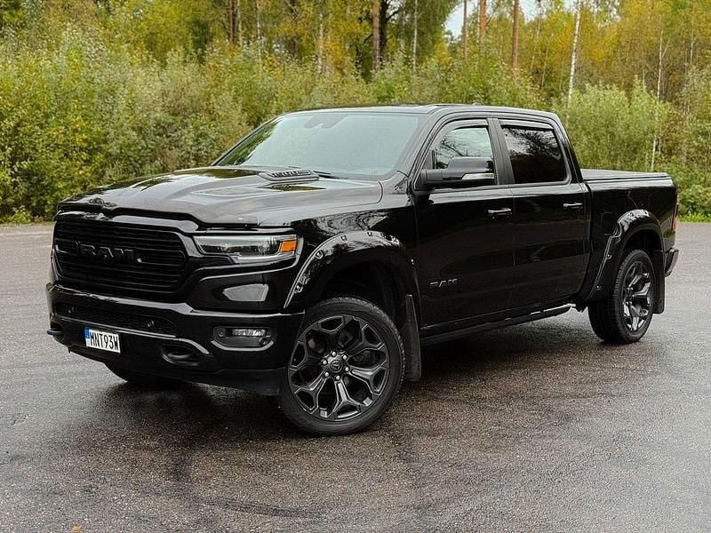 Begagnad 2020 RAM 1500 Pickup | 689 900 kr (Lite dyr) - Bild 1/4