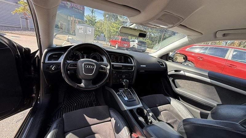 Begagnad 2010 Audi A5 Comfort Sportkupé | 110 000 kr - Bild 1/4