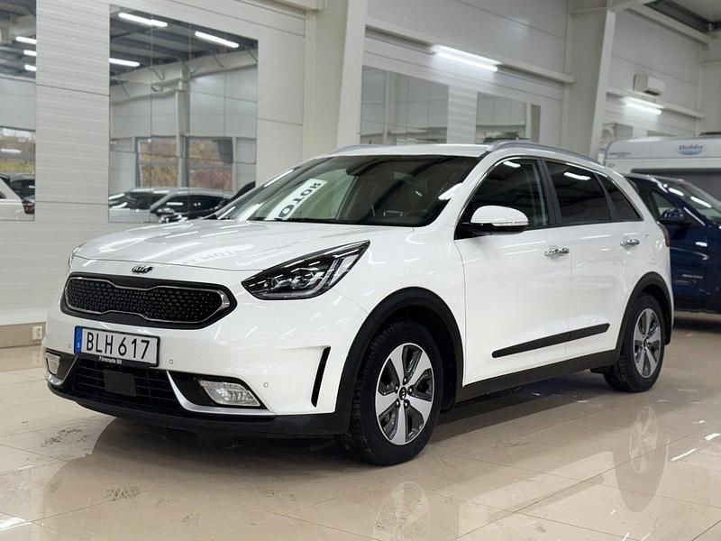 Vit Begagnad 2018 Kia Niro Advance SUV | 182 900 kr (Bra pris) - Bild 1/4