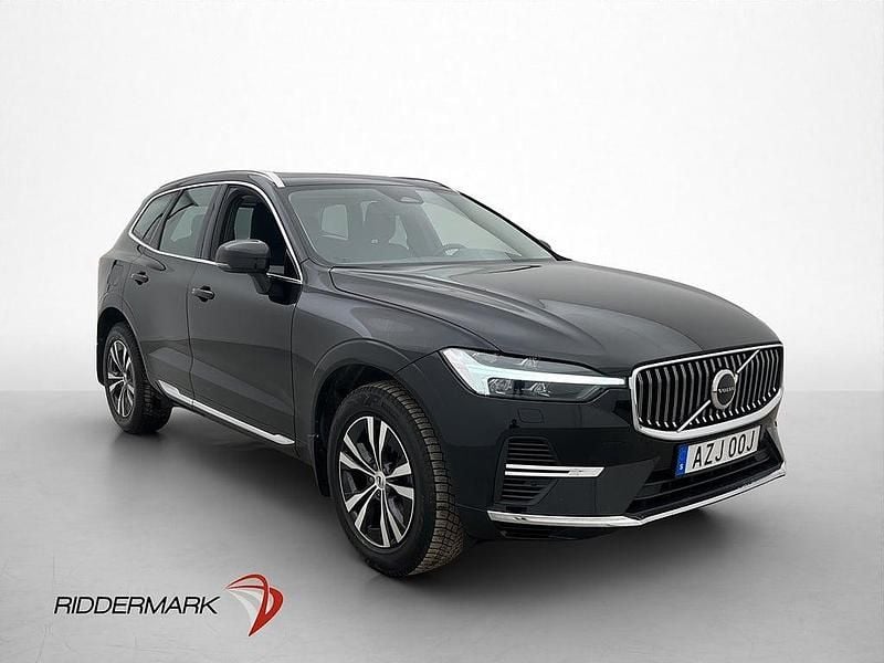Begagnad Volvo XC60 Core 350 HK (257 kW) 2022 Svart SUV