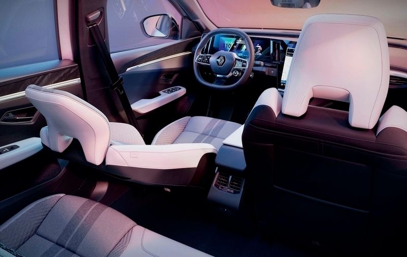 Begagnad Renault Scénic Evolution 2024 Minibuss