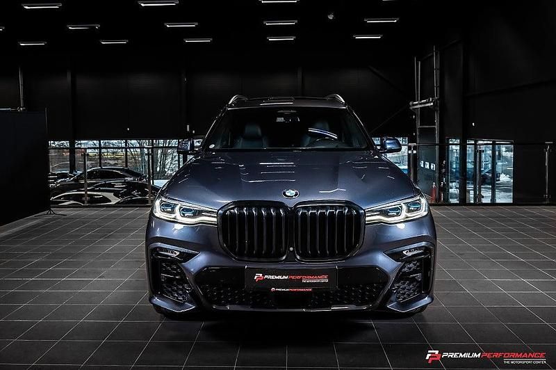 Begagnad BMW X7 M Sport 265 HK (194 kW) 2021 Mörkgrå SUV