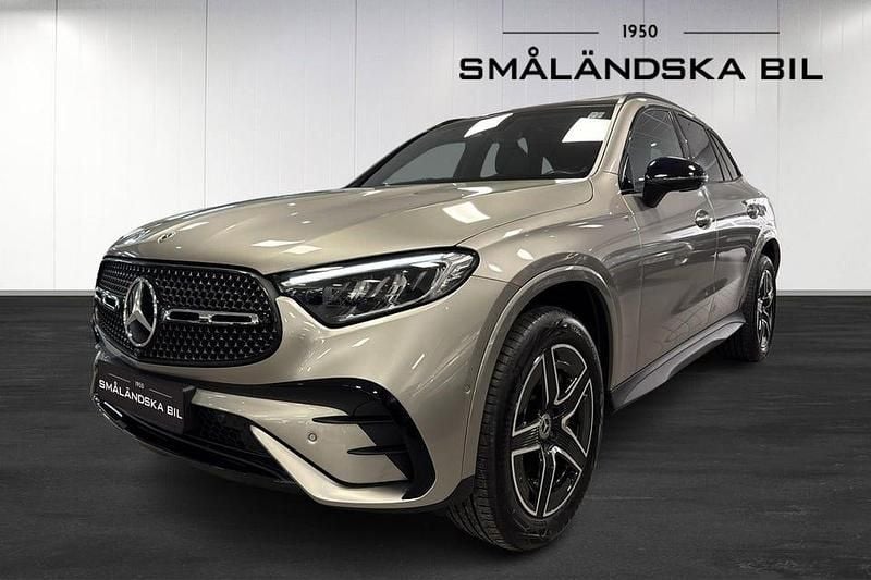 Silver Begagnad 2024 Mercedes GLC300 AMG line SUV | 645 000 kr (Superpris) - Bild 1/4