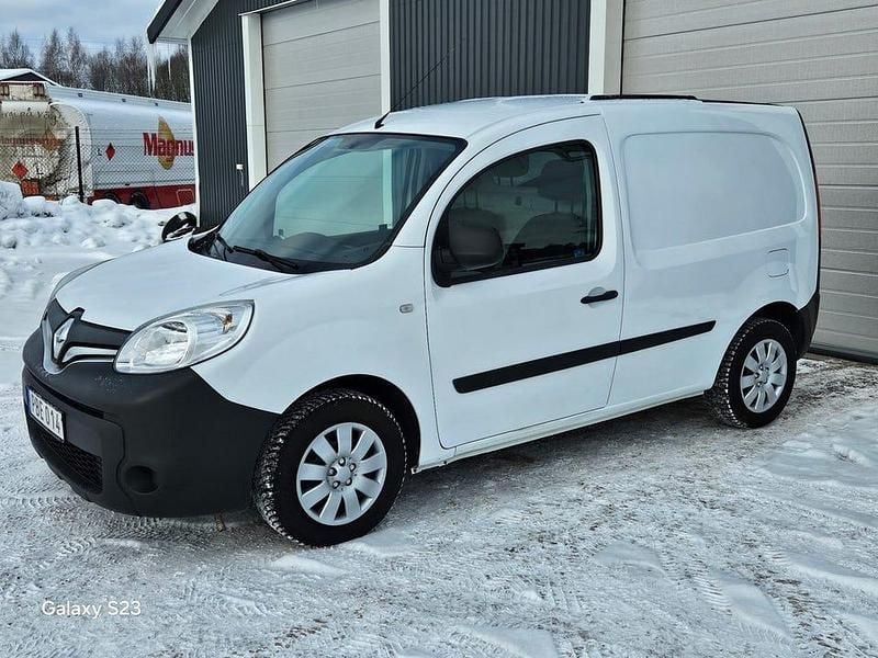 Begagnad Renault Kangoo 90 HK (66 kW) 2017 Vit Minibuss