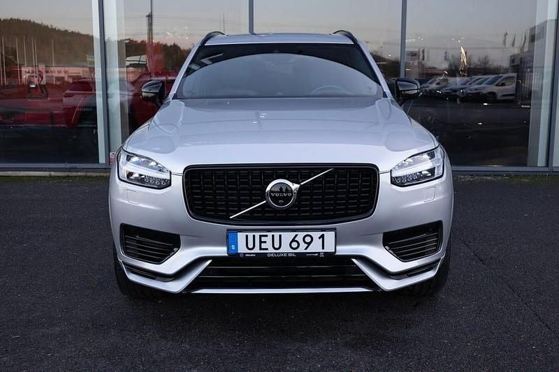 Begagnad Volvo XC90 R-Design 392 HK (288 kW) 2021 Silver SUV