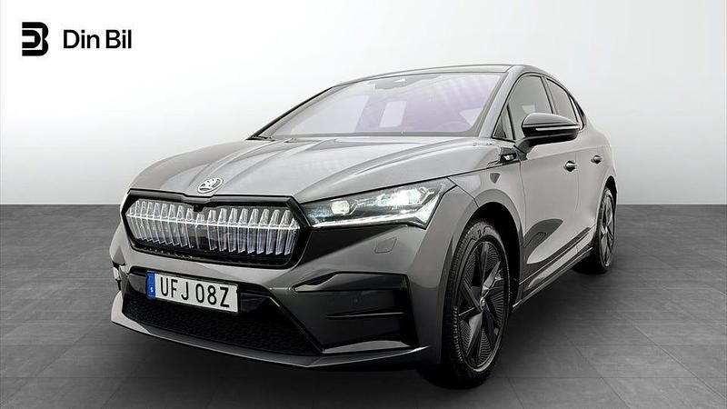 Grå Begagnad 2023 Skoda Enyaq iV RS SUV | 489 900 kr (Lite dyr) - Bild 1/4