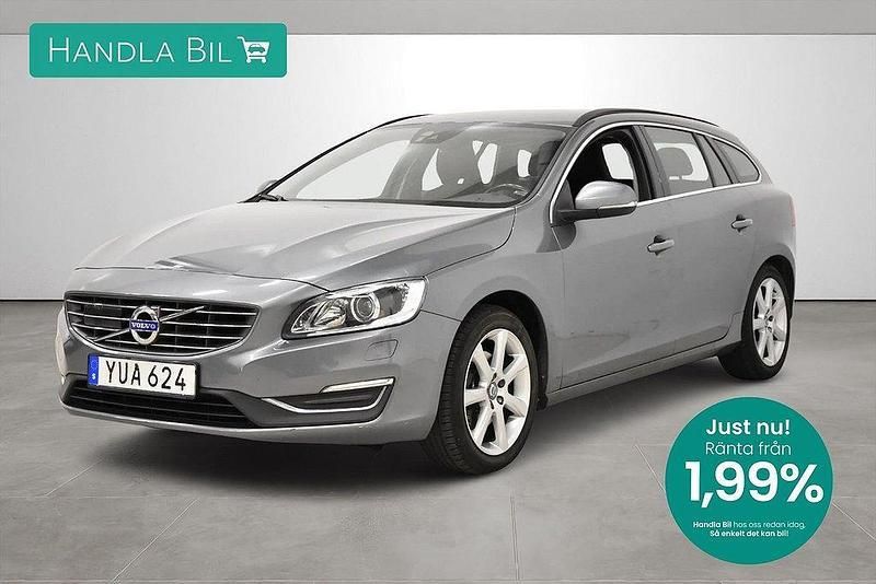 Grå Begagnad 2017 Volvo V60 Momentum Kombi | 169 900 kr (Marknadspris) - Bild 1/3