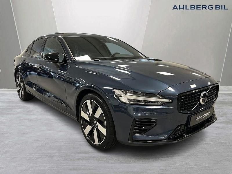 Blå Begagnad 2024 Volvo S60 Plus Sedan | 469 500 kr - Bild 1/3