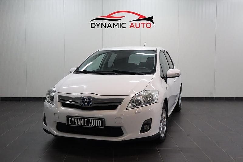 Vit Begagnad 2012 Toyota Auris Hybrid Plus Halvkombi | 119 900 kr (Bra pris) - Bild 1/4