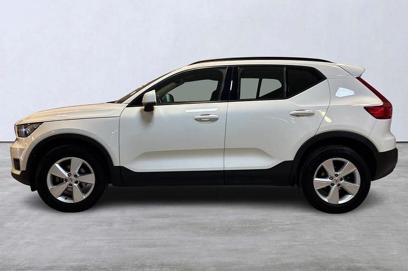 Begagnad Volvo XC40 165 HK (121 kW) 2019 Vit SUV