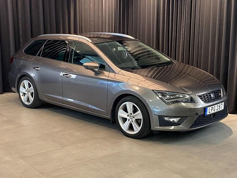 Mörkgrå Begagnad 2014 Seat Leon ST 4Drive Kombi | 99 500 kr (Marknadspris) - Bild 1/4
